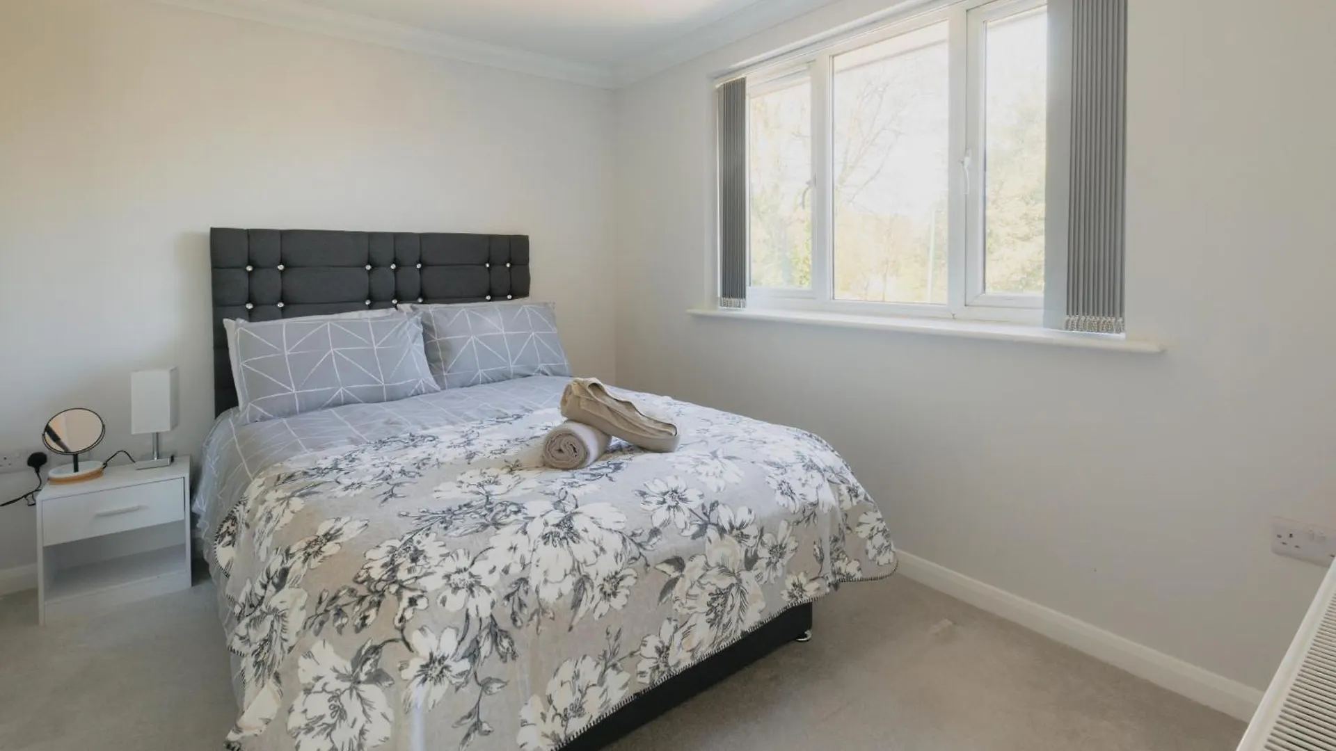 Newly Refurbished Two Bedroom Flat Near Town Centre Bournemouth United Kingdom
