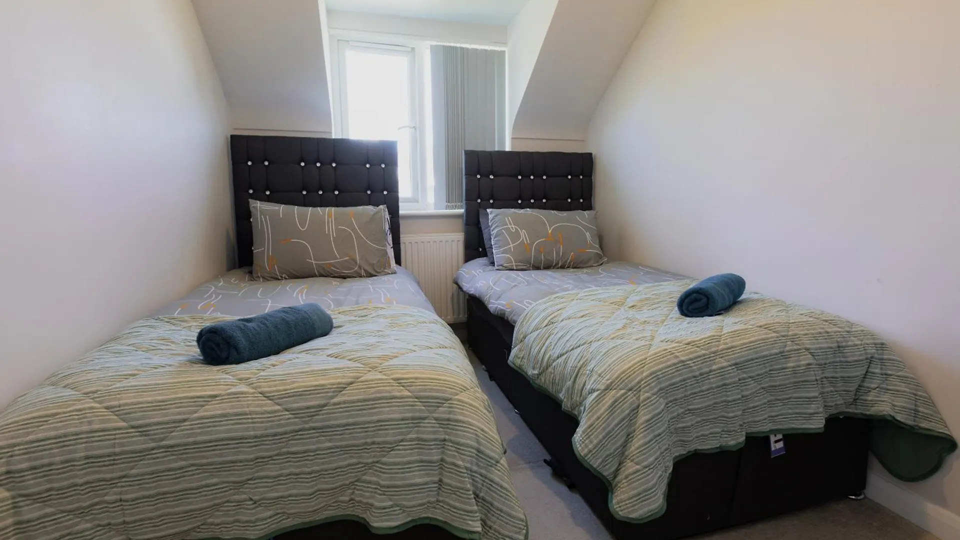 Newly Refurbished Two Bedroom Flat Near Town Centre Bournemouth
